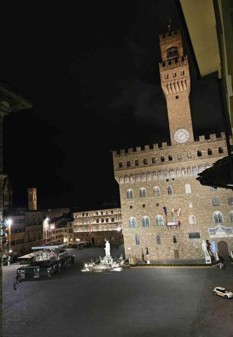 Апартаменты Uffizi Charme Флоренция Экстерьер фото